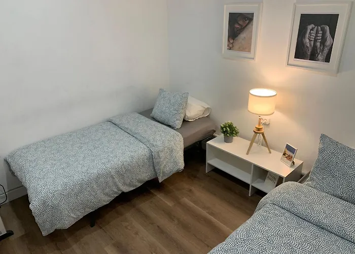 Loft Sleeper Llum, Aeropuerto